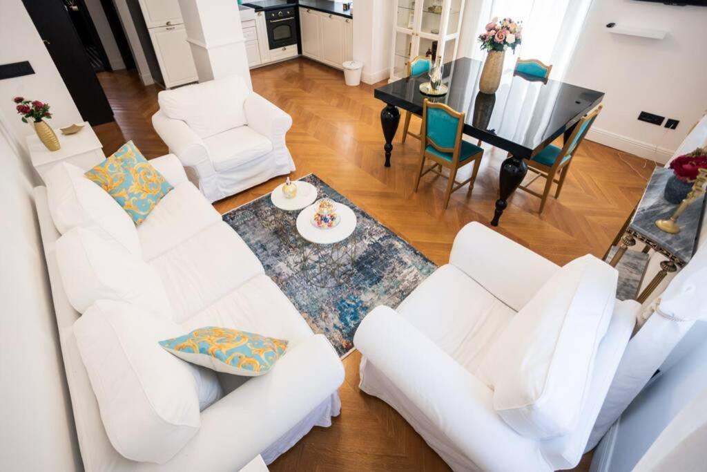 Appartement Luxurious Bella Lux In Center With Free Parking Included! *